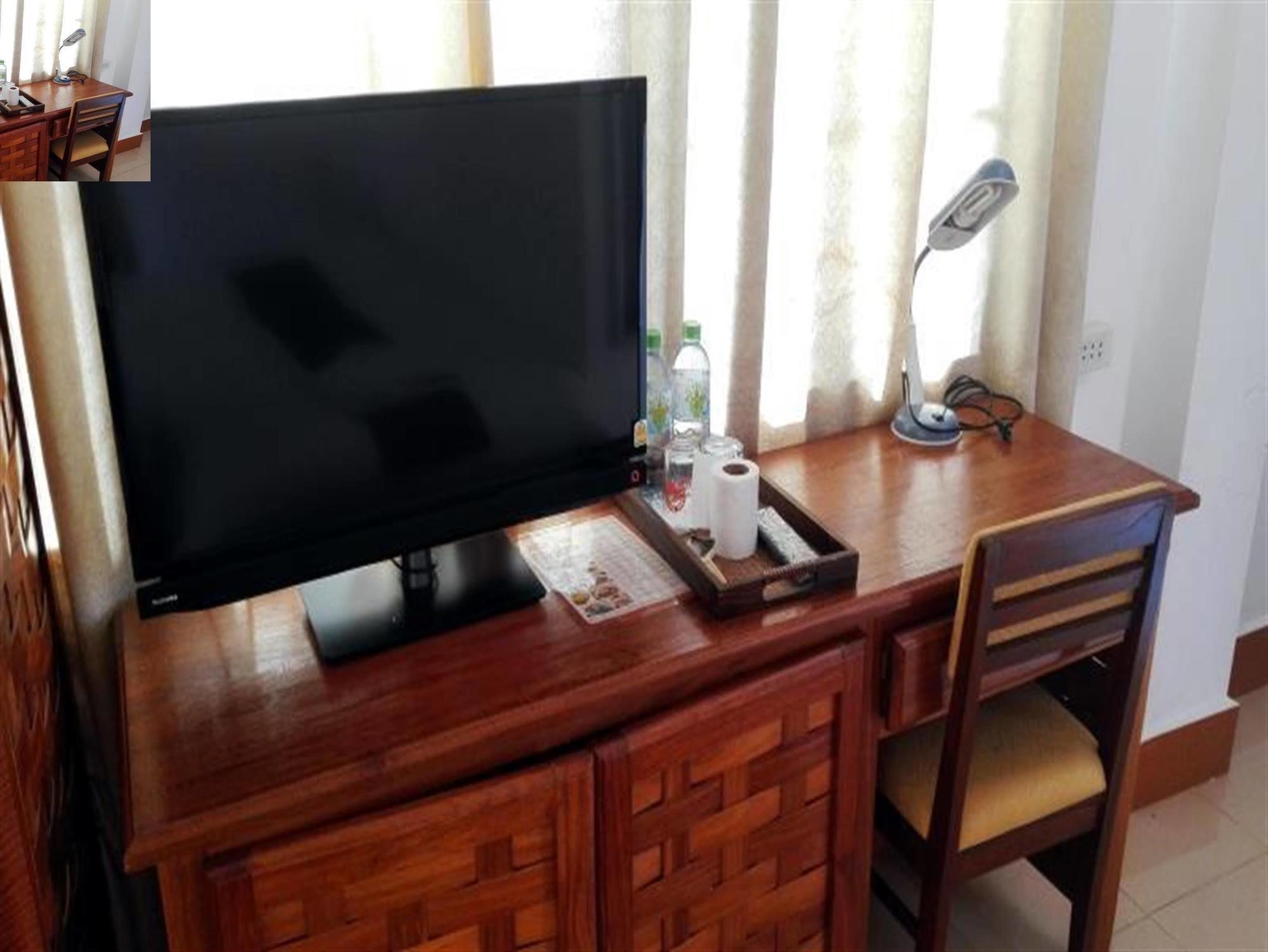 Nalinthone Guesthouse Ban Nongdouang Екстериор снимка